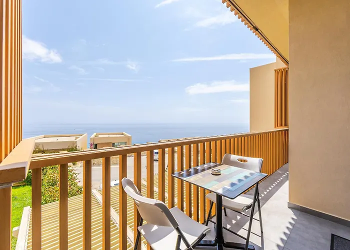 Apartment Dea Coast 166c By Pikhost Himare