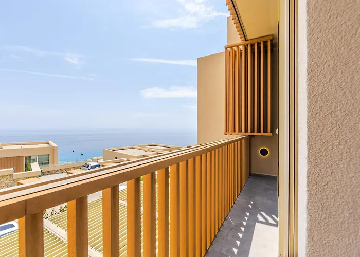 Dea Coast 166c By Pikhost Himare