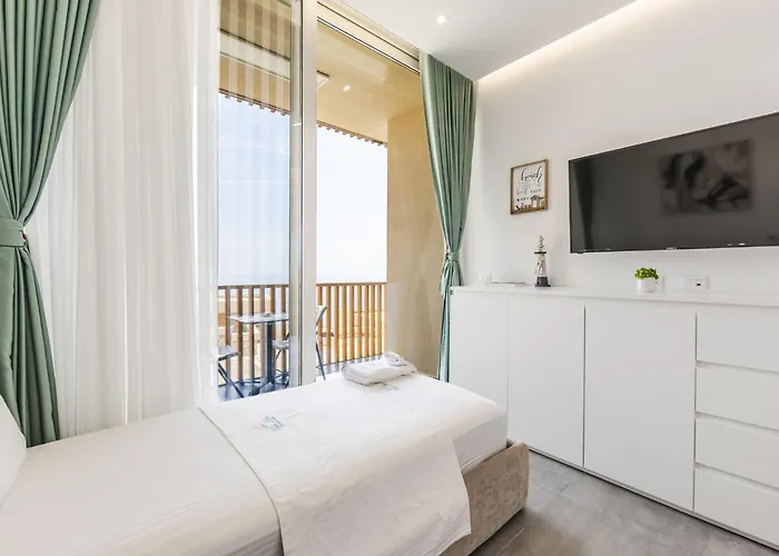 Dea Coast 166c By Pikhost Apartman *